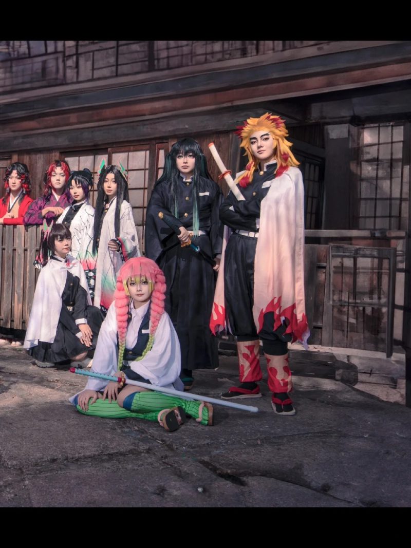 ảnh cosplay anime demon slayer trending