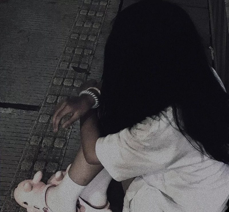 ảnh buồn khóc thất tình tâm trạng 