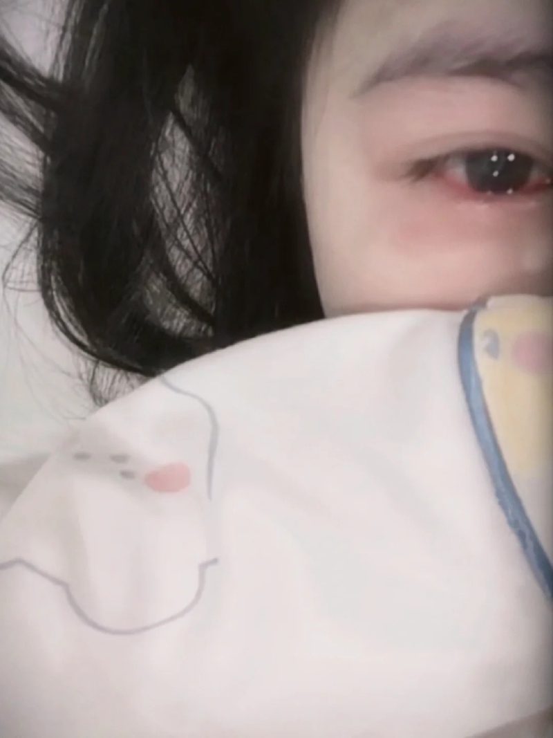 hình ảnh khóc buồn​ 3 