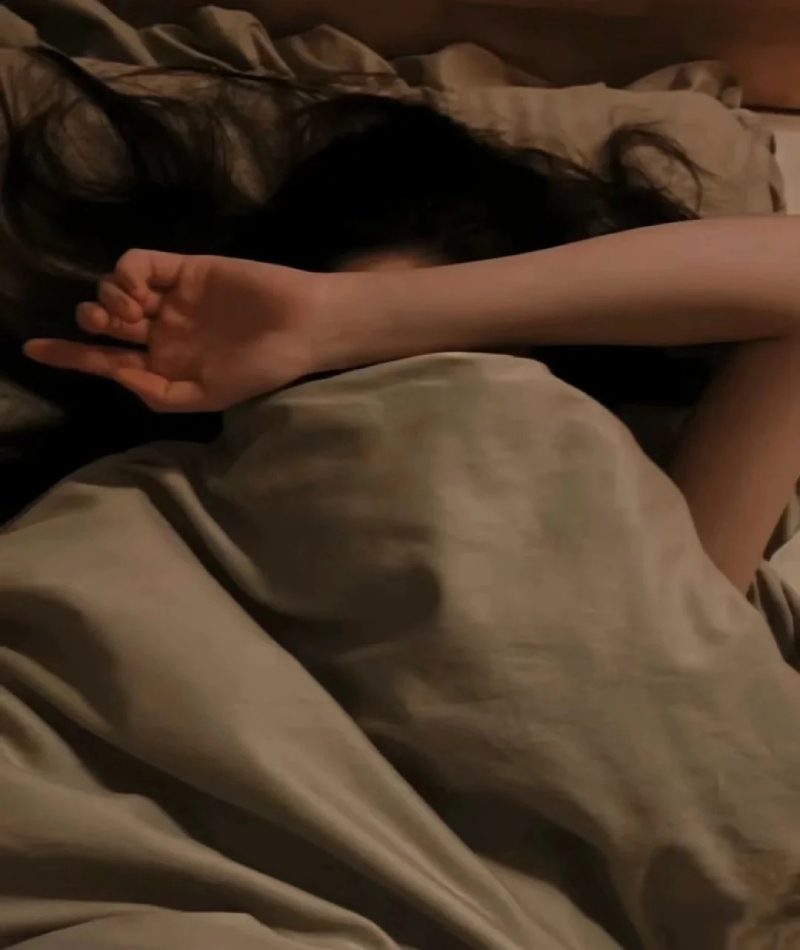 hình ảnh khóc buồn​ 