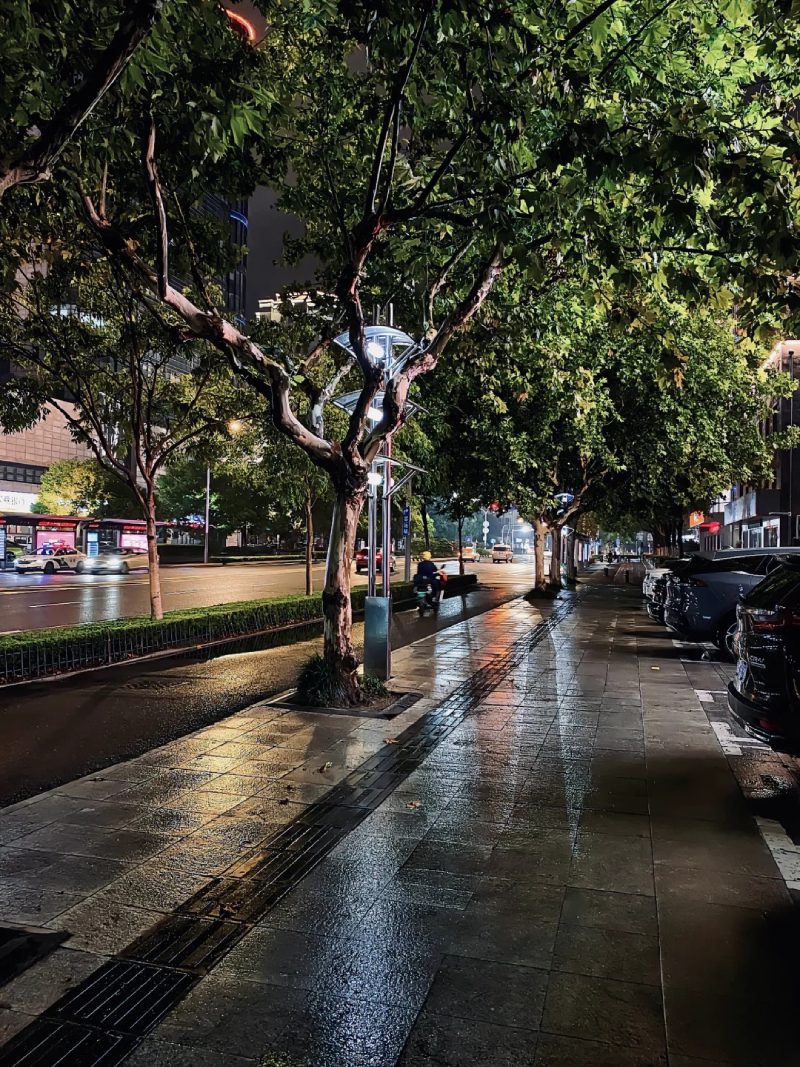 hình ảnh thành phố về đêm​ 