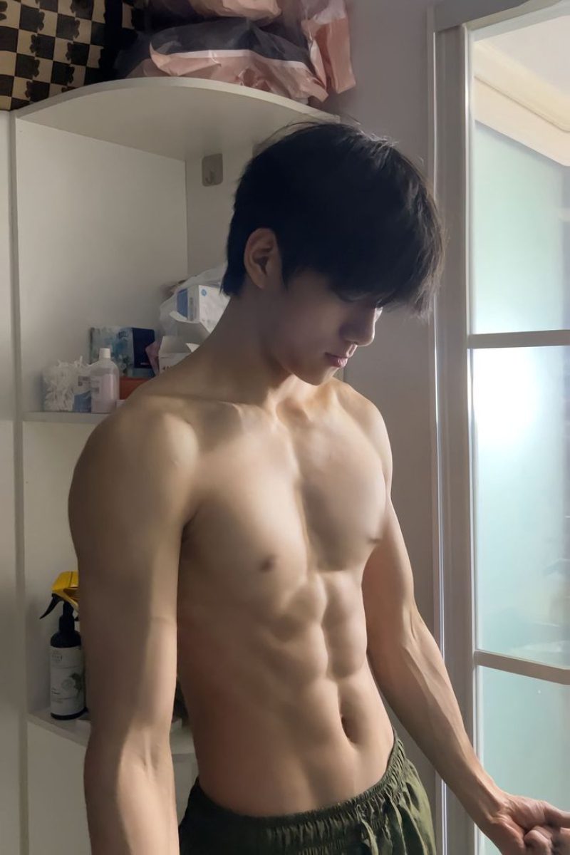 hình ảnh trai đẹp 6 múi việt nam