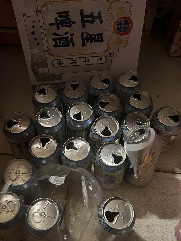 hình ảnh uống bia​ 