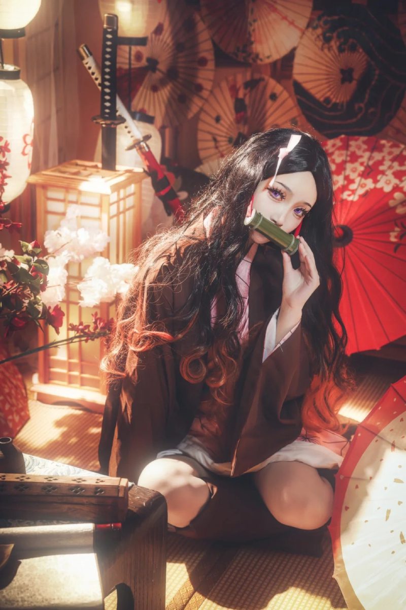nezuko cosplay ảnh nền điện thoại