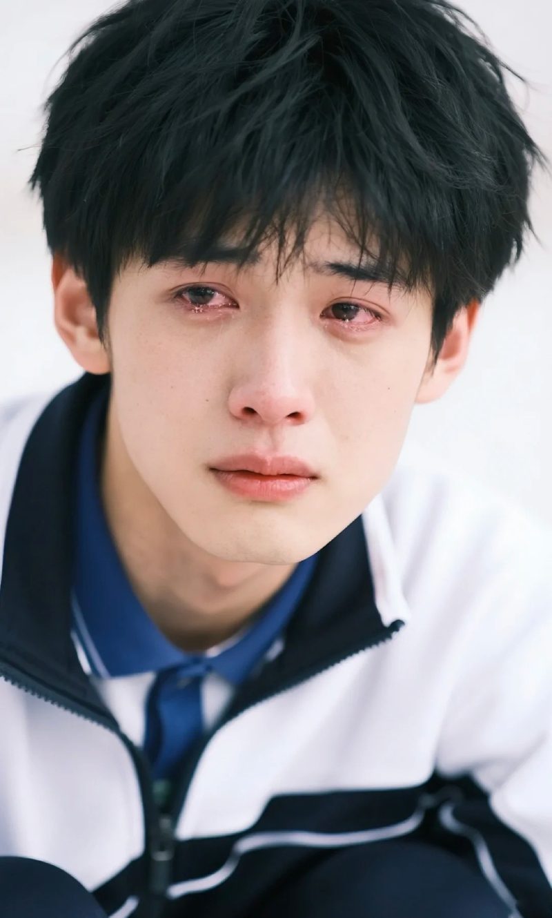 Hình ảnh khóc che mặt nam 6