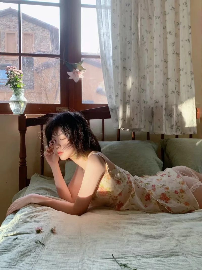 ảnh hot girl tóc ngắn 23