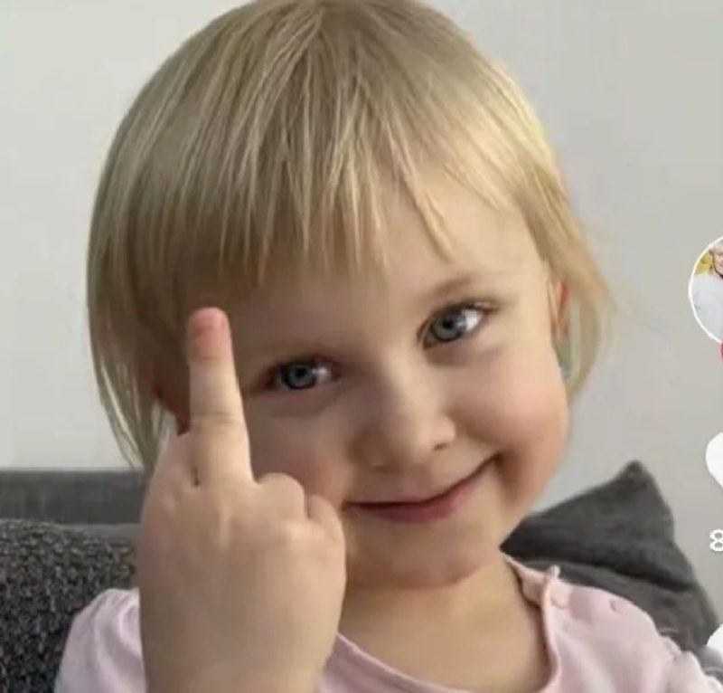 ảnh ngón giữa 30