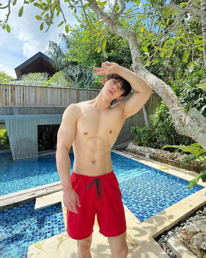 ảnh trai đẹp sáu múi