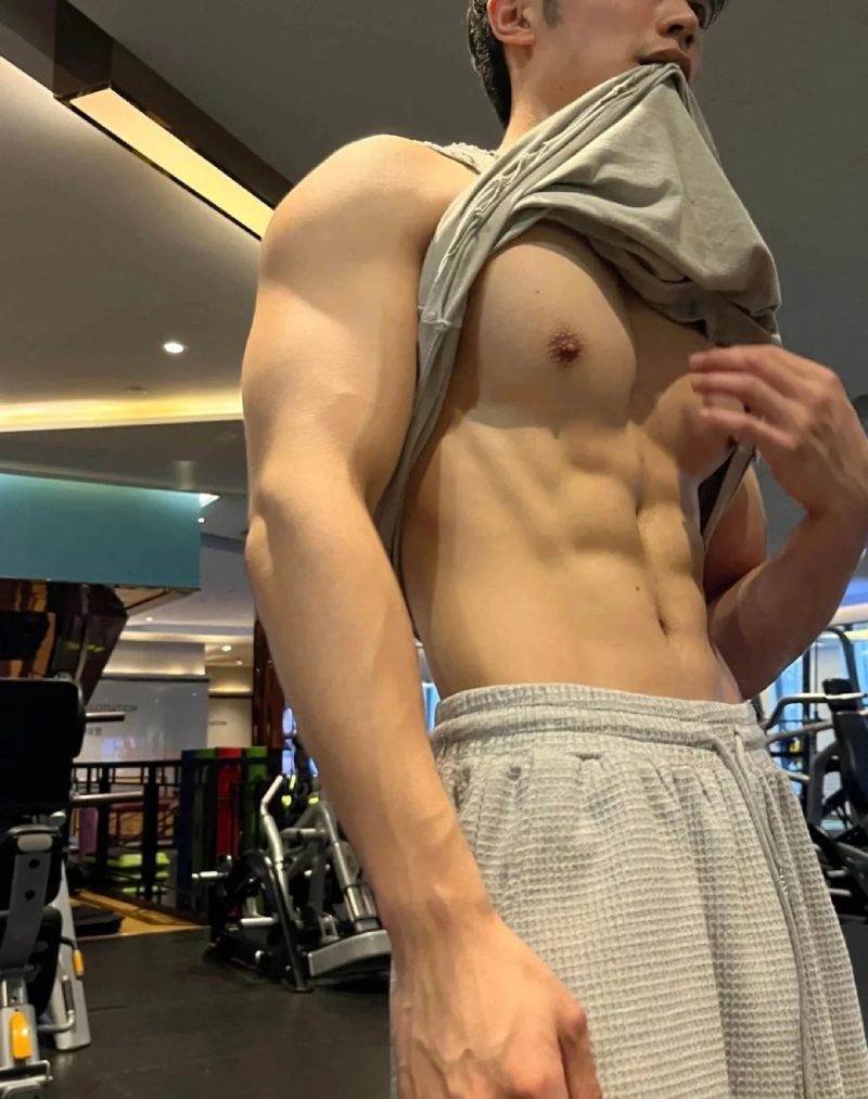 ảnh trai đẹp sáu múi 21