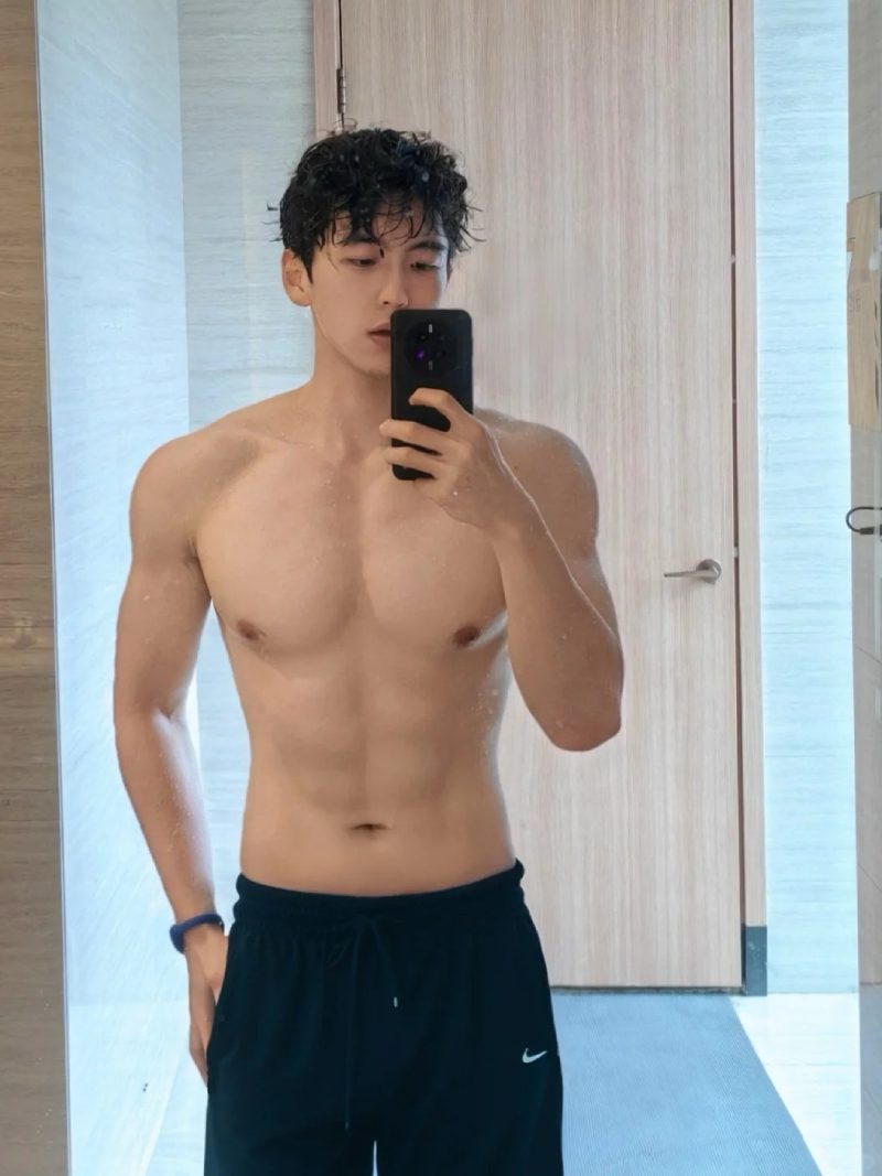 ảnh trai đẹp sáu múi 25