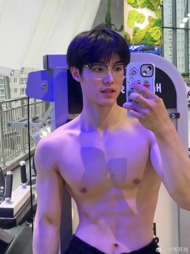 ảnh trai đẹp sáu múi 7