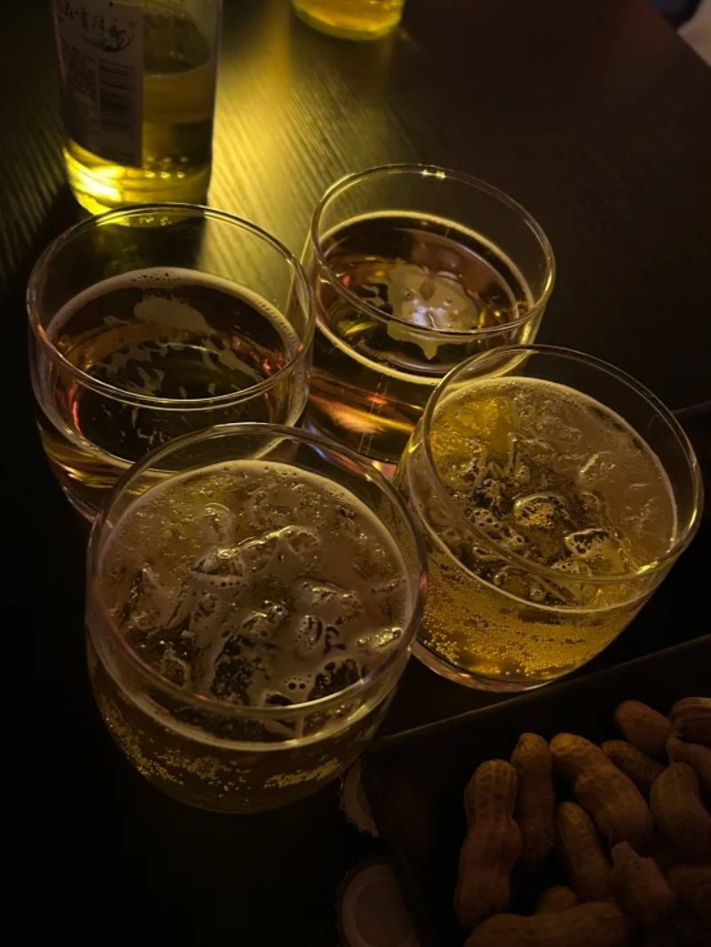 hình ảnh bàn nhậu bia 