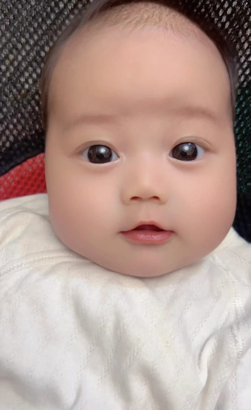hình ảnh em bé đẹp như thiên thần 29