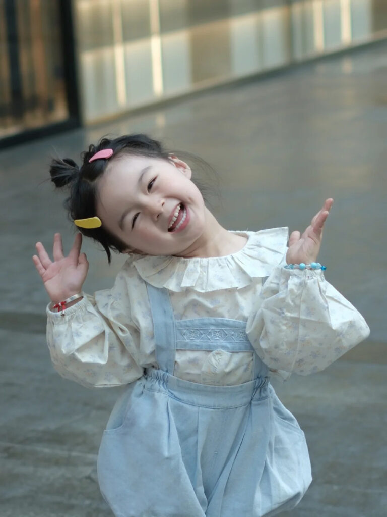 hình ảnh em bé đẹp như thiên thần 6