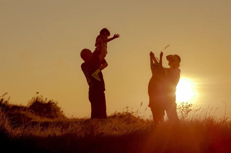 hình ảnh gia đình hạnh phúc 32