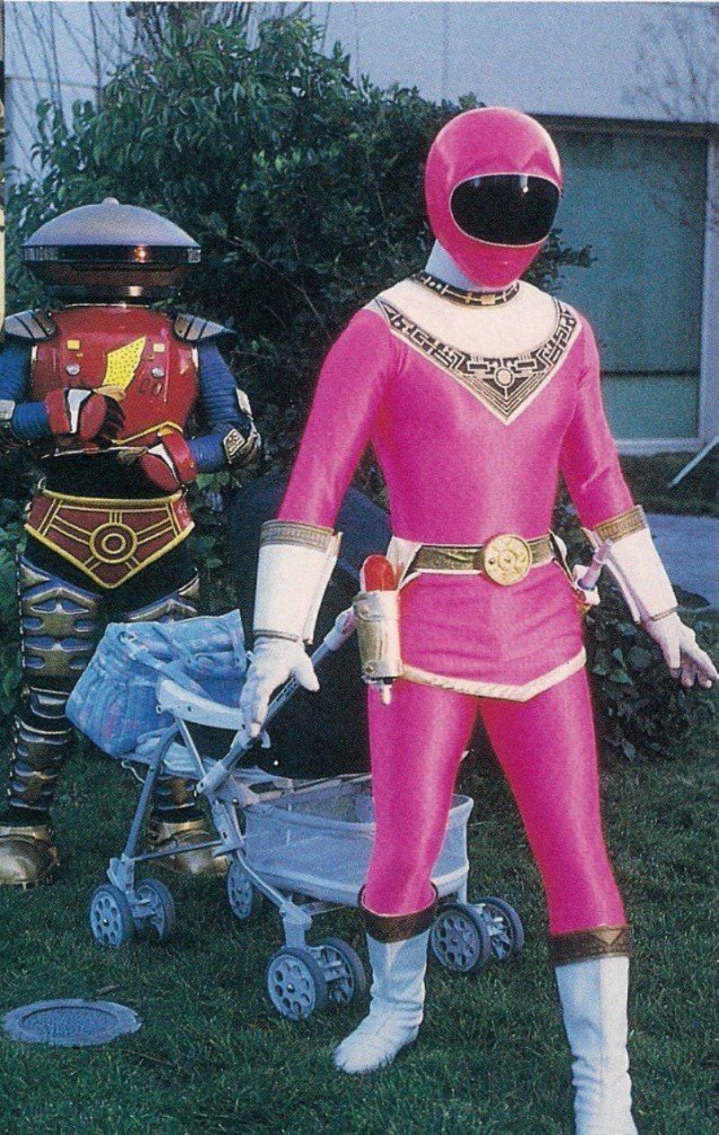 siêu nhân gao hồng 14