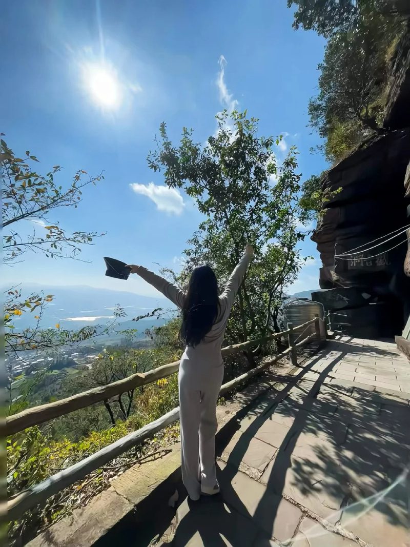 ảnh chụp sau lưng_ 12