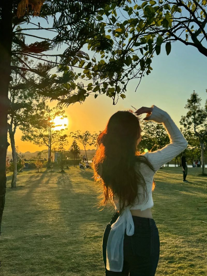 ảnh chụp sau lưng_ 14