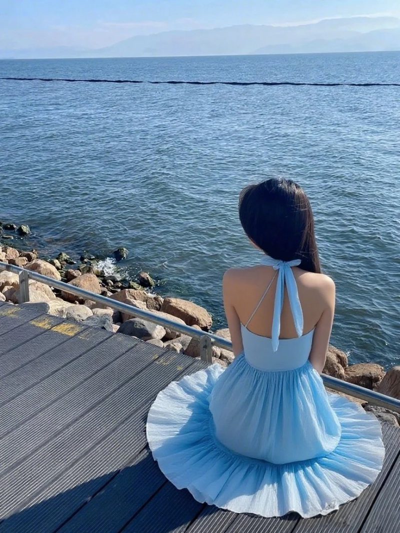 ảnh chụp sau lưng_ 4