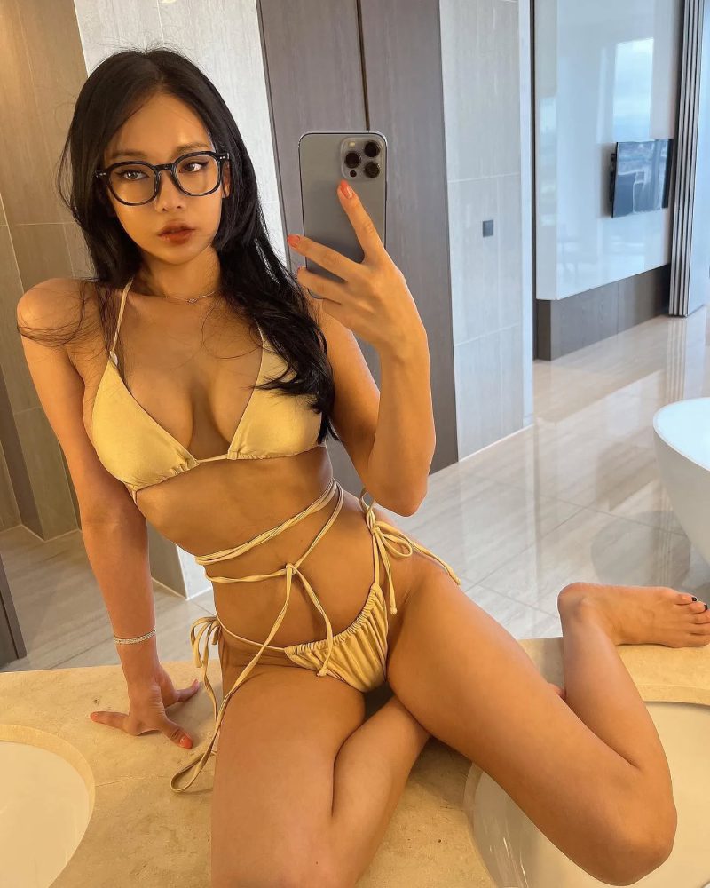 ảnh gái mặc lọt khe 4