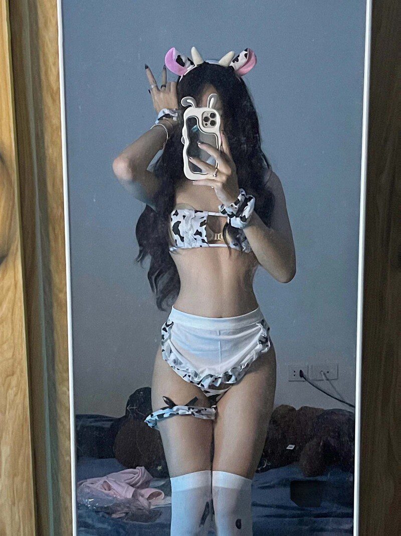 ảnh sex Nhật Hạ 2005 cosplay bò sữa