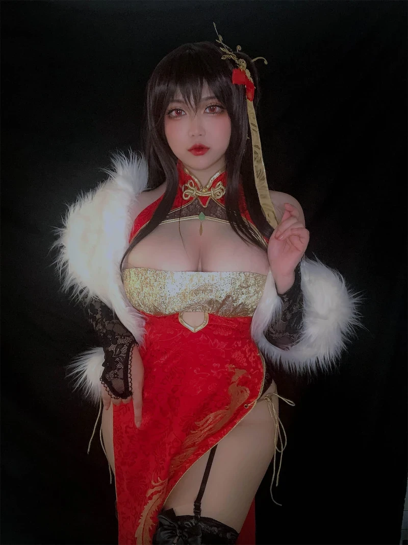 gái xinh cosplay thủ dâm 2