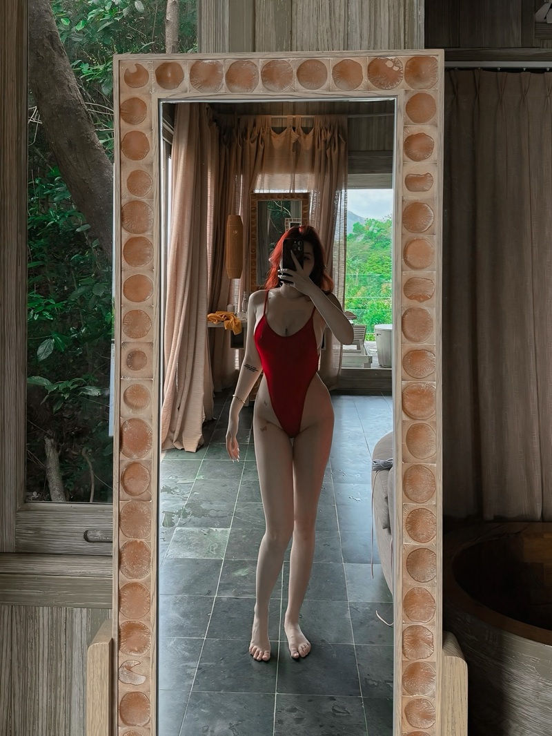 Siêu hot ảnh sex Hoàng Nhân Linh Chi