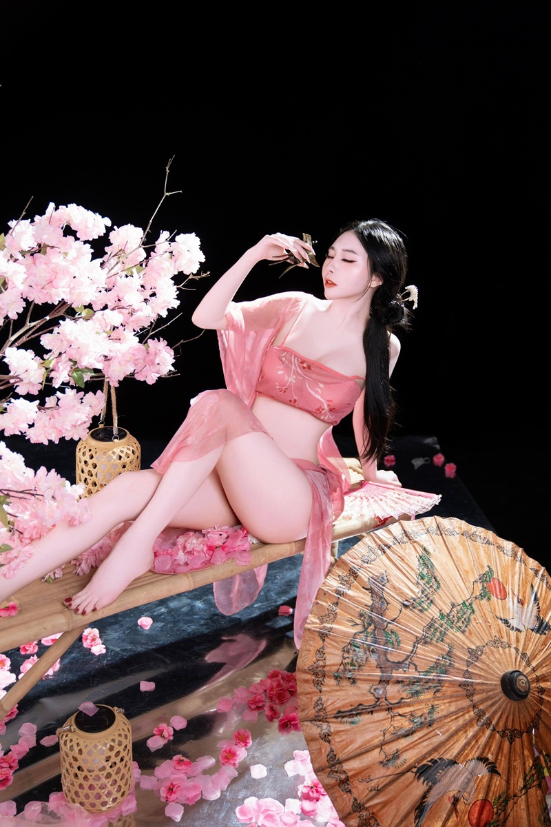 Hoàng Thu Thảo OnlyFans 40