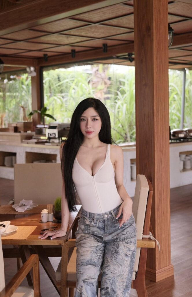 Phạm Hồng Nhung Suah 27