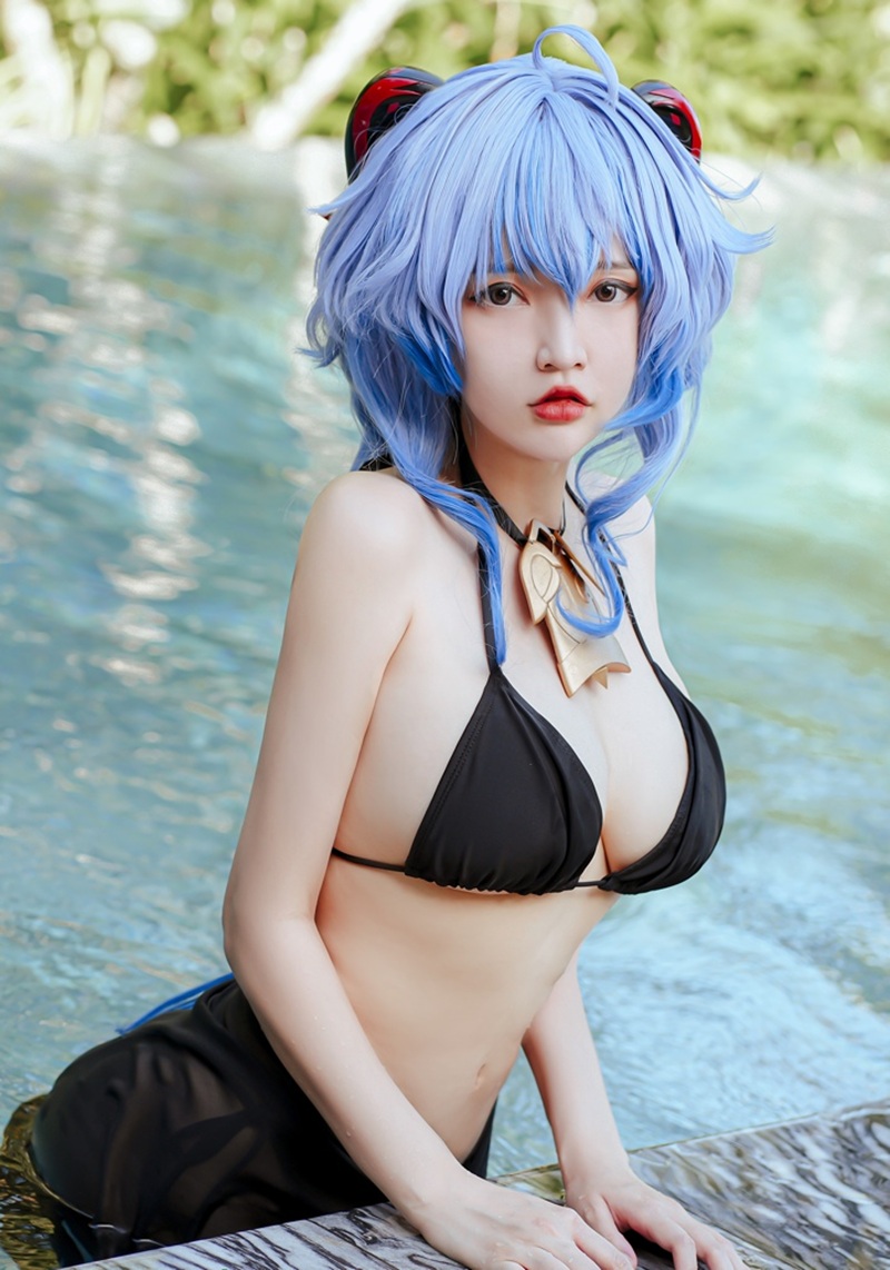 Gái Xinh Cosplay Bikini 25